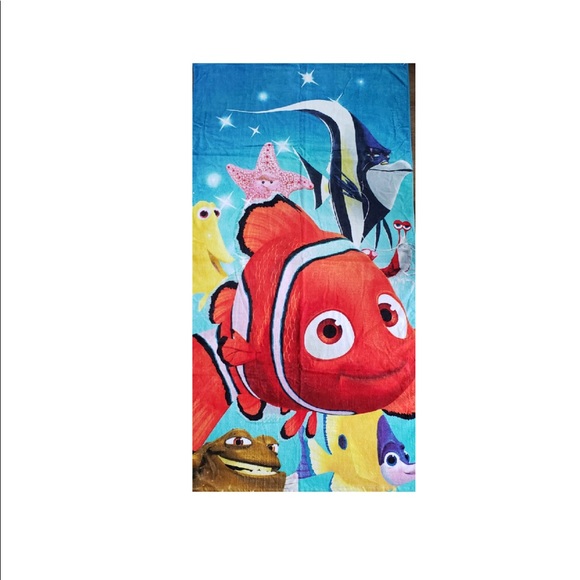 Disney Nemo Beach Towel 30/" x 60/"